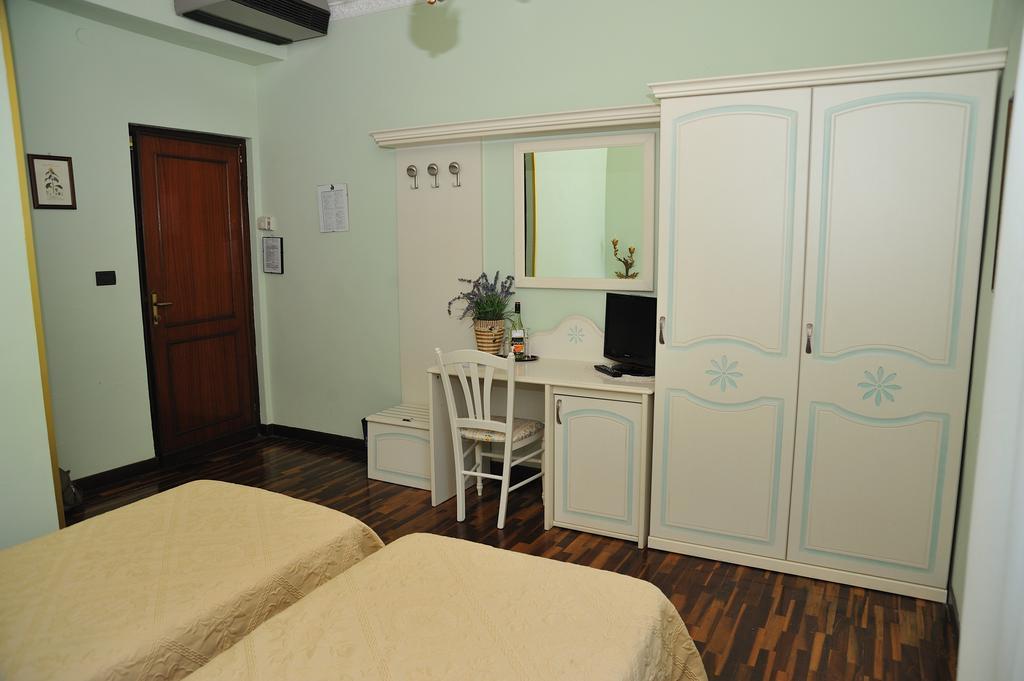 Hotel Savona Montecatini Terme Dış mekan fotoğraf